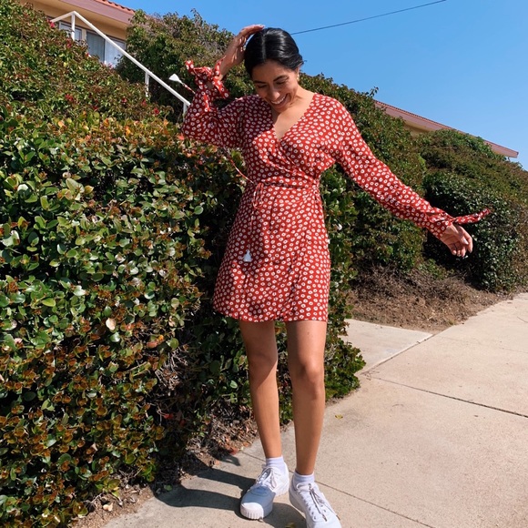 Faithfull the Brand Poppy Dress NWT - Picture 5 of 16